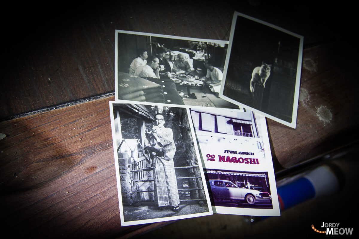 Forgotten Elegance: Explore haunting beauty of abandoned Royal House in Kanto through vintage photos.